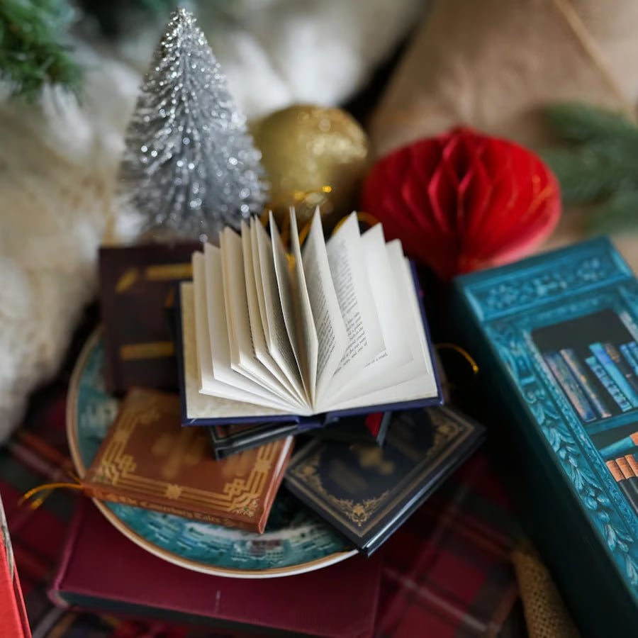 Mini Book Ornament Advent Calendarđź’—