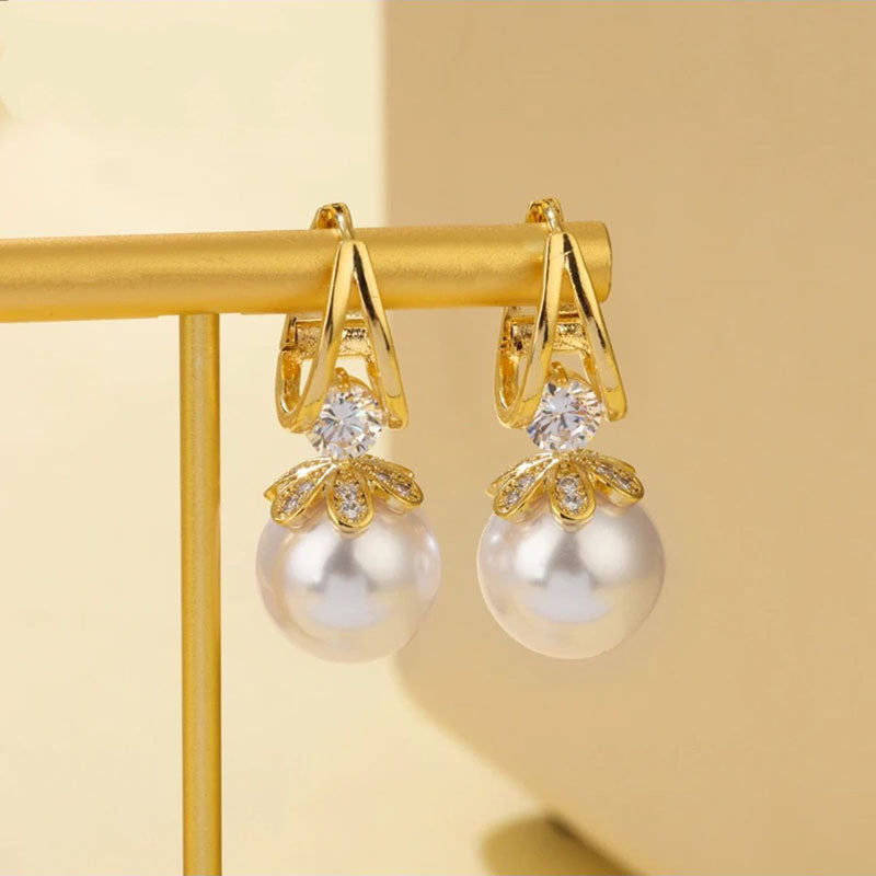 🎊Women's Sparkling Pearl Earrings