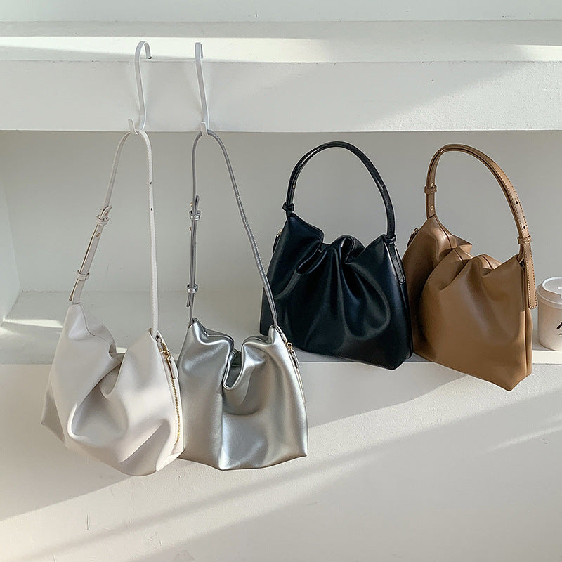 Fashionable new simple large-capacity shoulder pleated bag