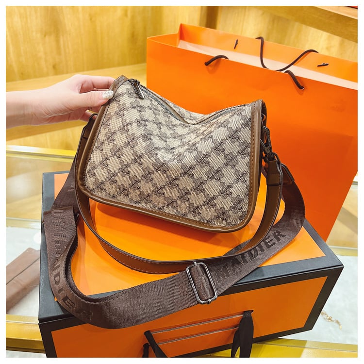 Fashionable Crossbody Bag